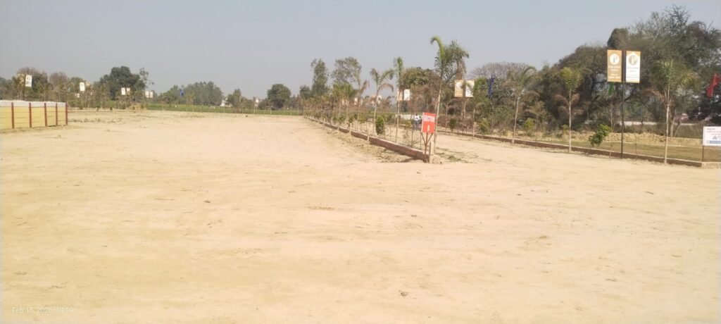 paradise town lucknow